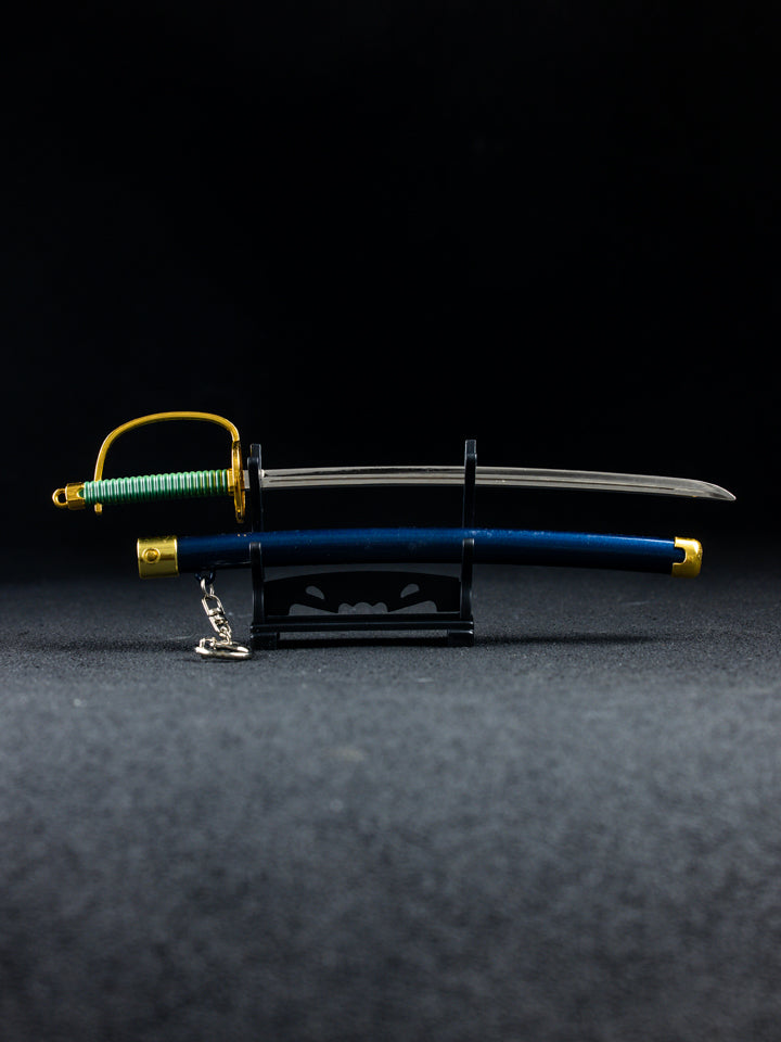 Shanks' Gryphon Keychain + Stand – Mini Katana