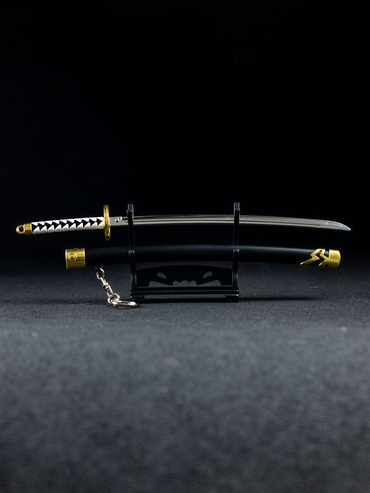 Yamato V1 Keychain + Stand – Mini Katana