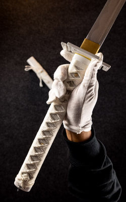 Battle-Ready White Ichigo Kurosaki Bankai Katana (SHARP)