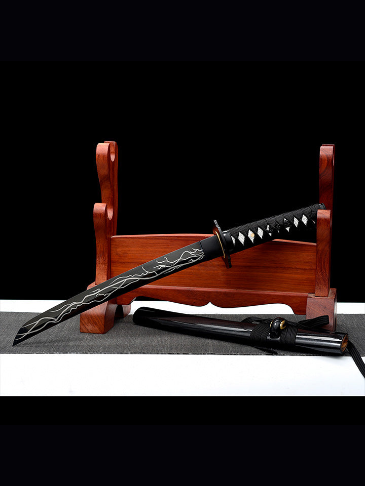 Shadowstriker Tanto