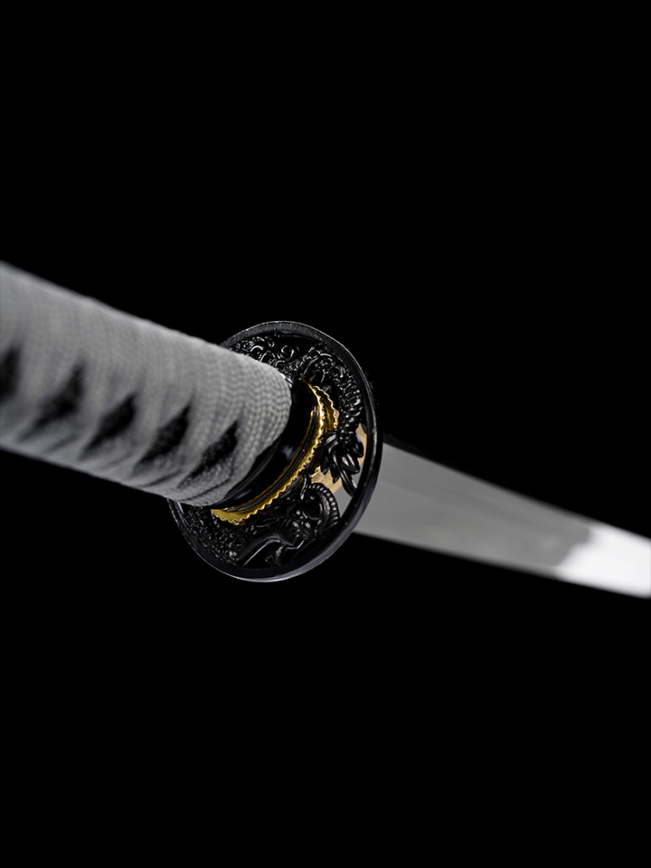Carbon Mist Tanto