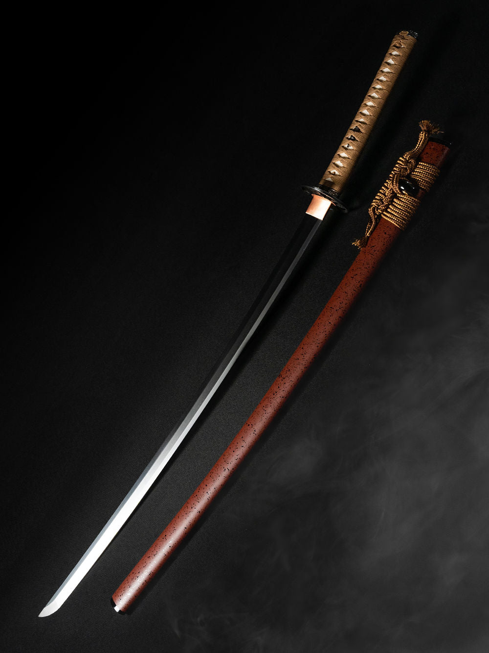 http://minikatana.com/cdn/shop/products/Deluxe2BLADE_SCABBARDFULL.jpg?v=1675456610