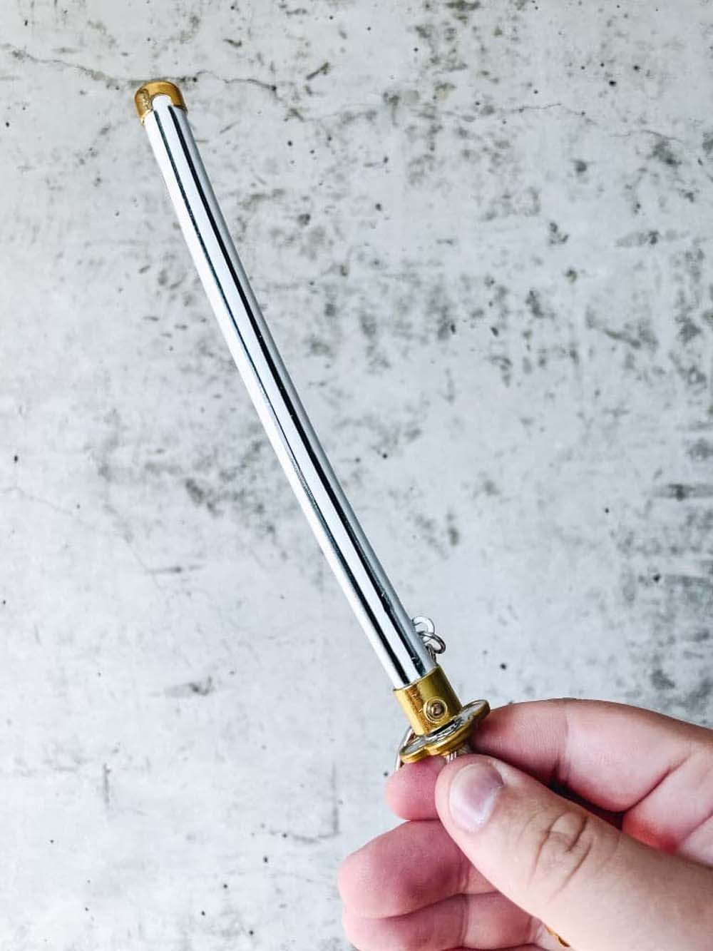 kento様 Mini Zenitsu Nichirin Katana Keychain + Stand – Mini Katana