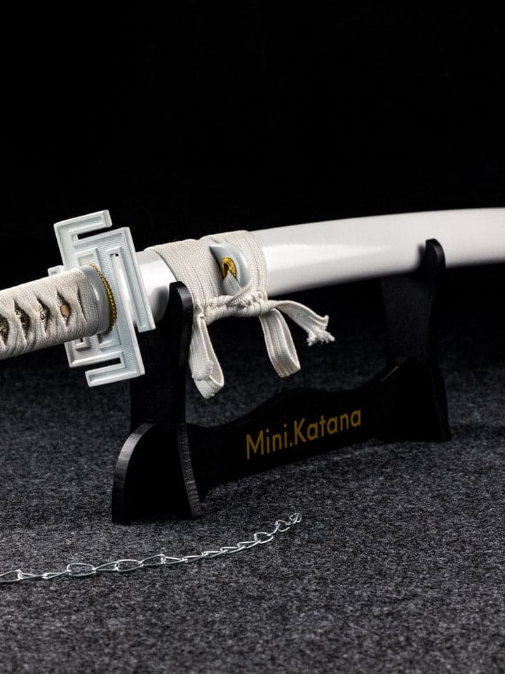 Battle-Ready White Ichigo Kurosaki Bankai Katana (SHARP)