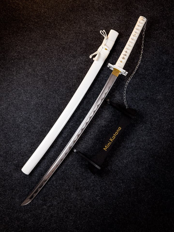 Battle-Ready White Ichigo Kurosaki Bankai Katana (SHARP)