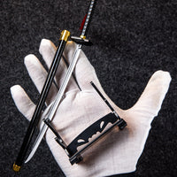 Mini Ichigo Bankai Katana Keychain + Stand