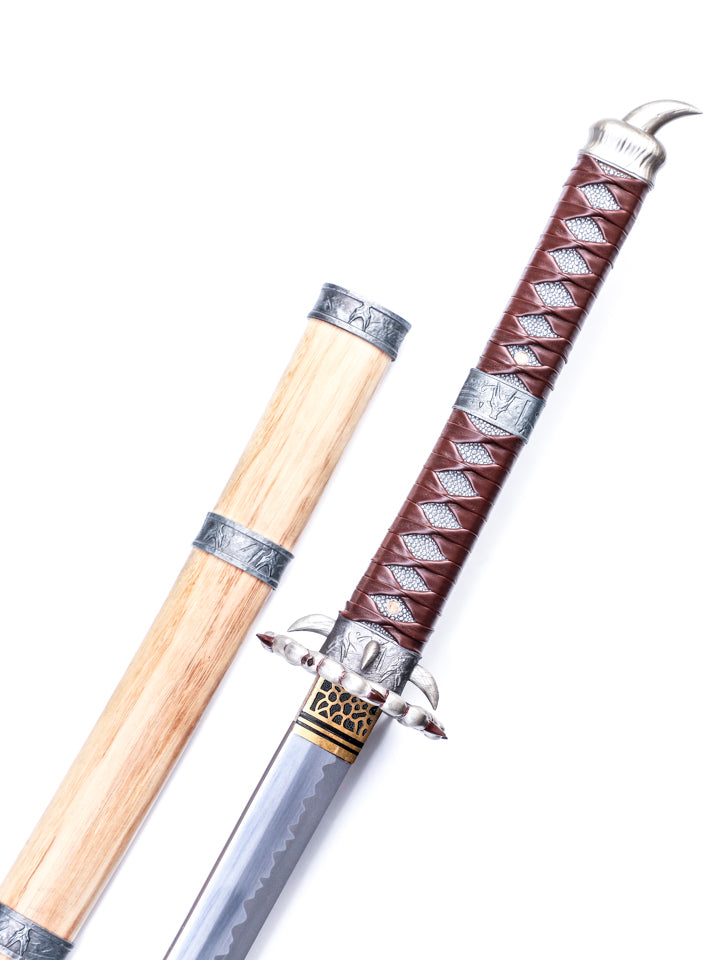 Battle-Ready Skyrim's Dragonbane (SHARP)