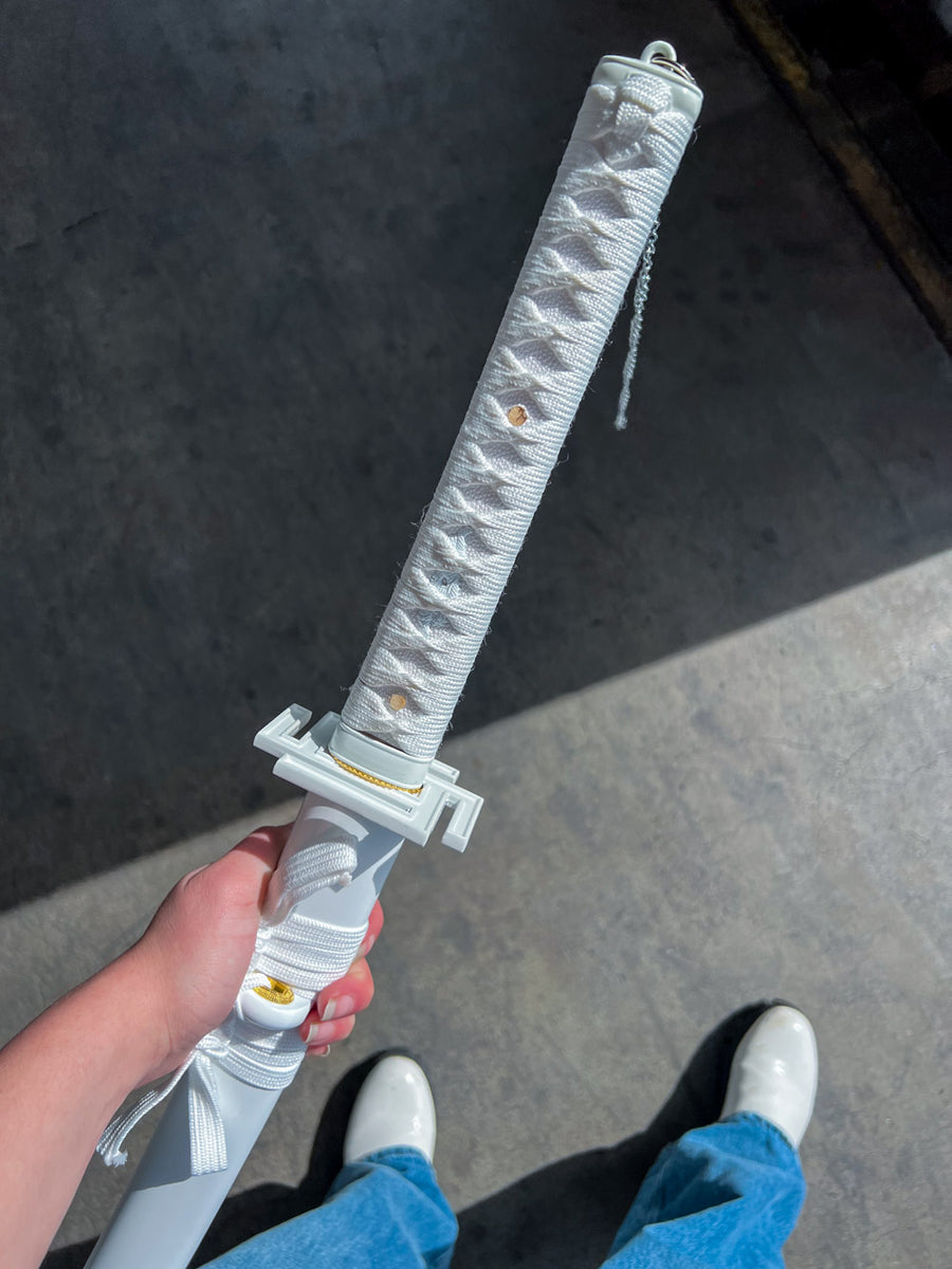 Battle-Ready White Ichigo Bankai (SHARP)
